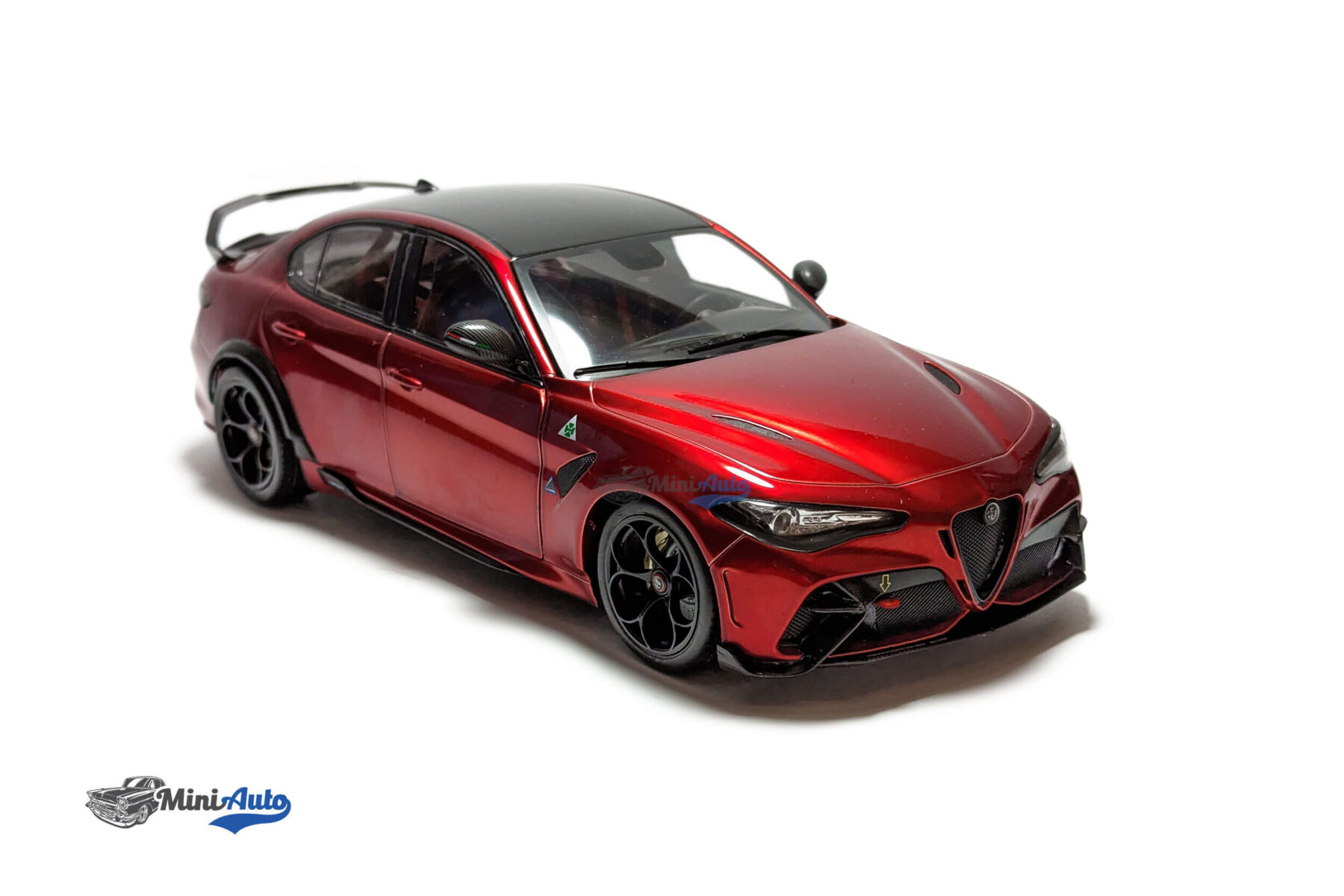 Alfa Romeo Giulia GTA M - 2021 - Red - Image 10