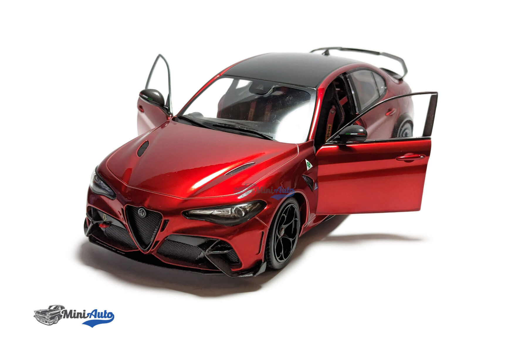 Alfa Romeo Giulia GTA M - 2021 - Red - Image 2