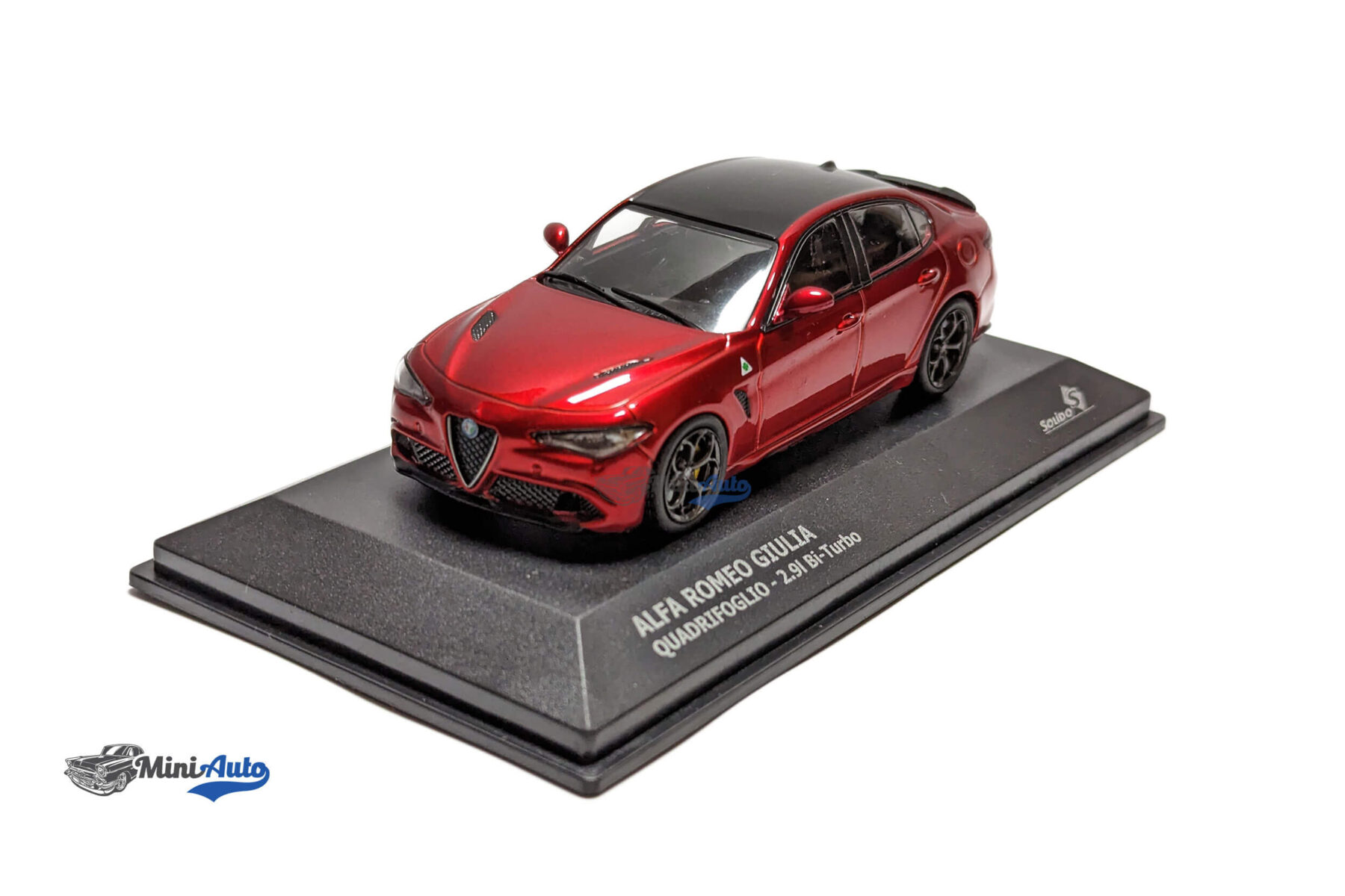 Alfa-Romeo-Giulia-Quadrifoglio---2021---Red_1 Alfa Romeo Giulia Quadrifoglio - 2021 - Red - Image 1