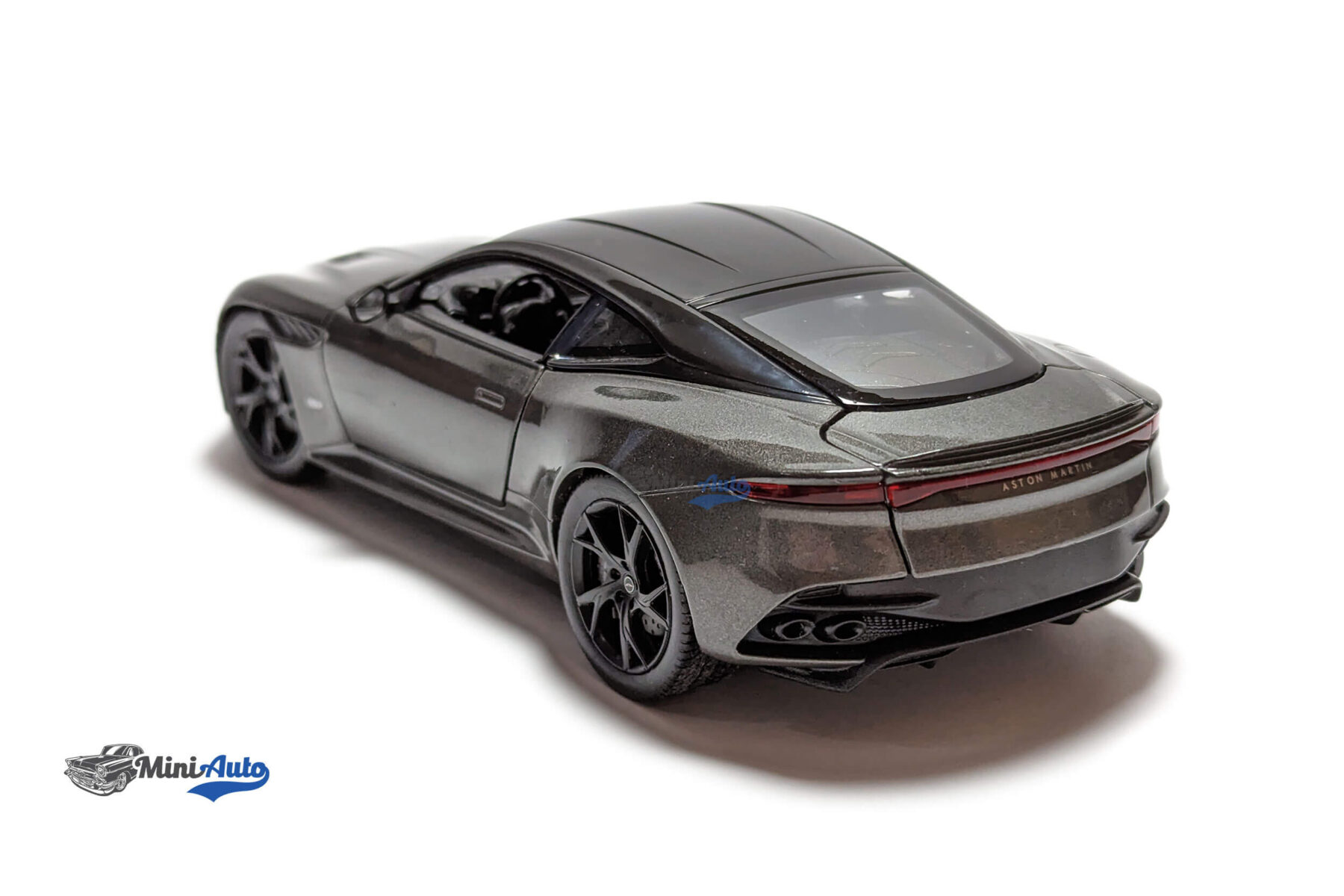 Aston Martin DBS Superleggera - 2018 - Grey - Image 9