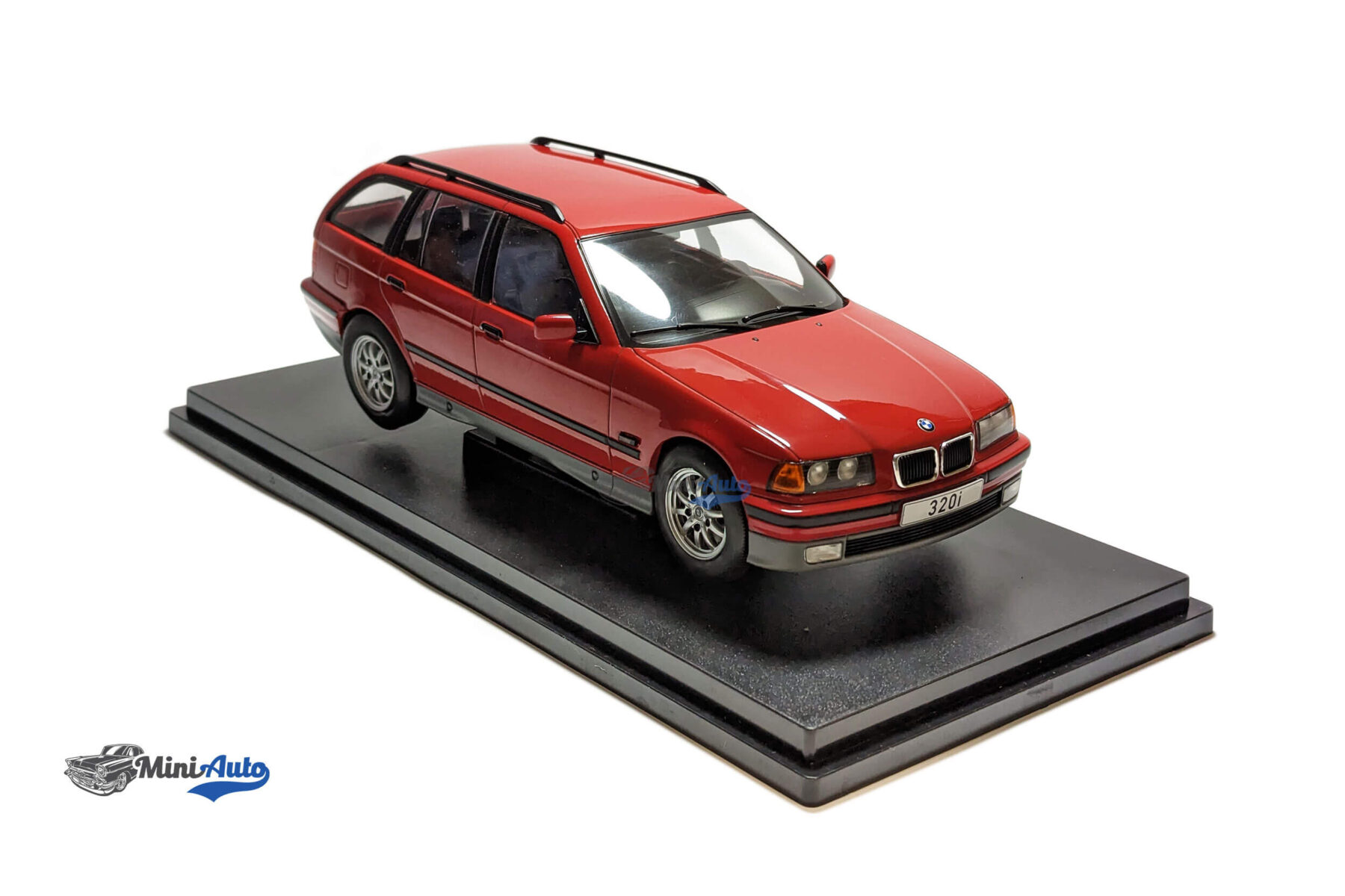BMW E36 Touring - 1995 - Red - Image 4