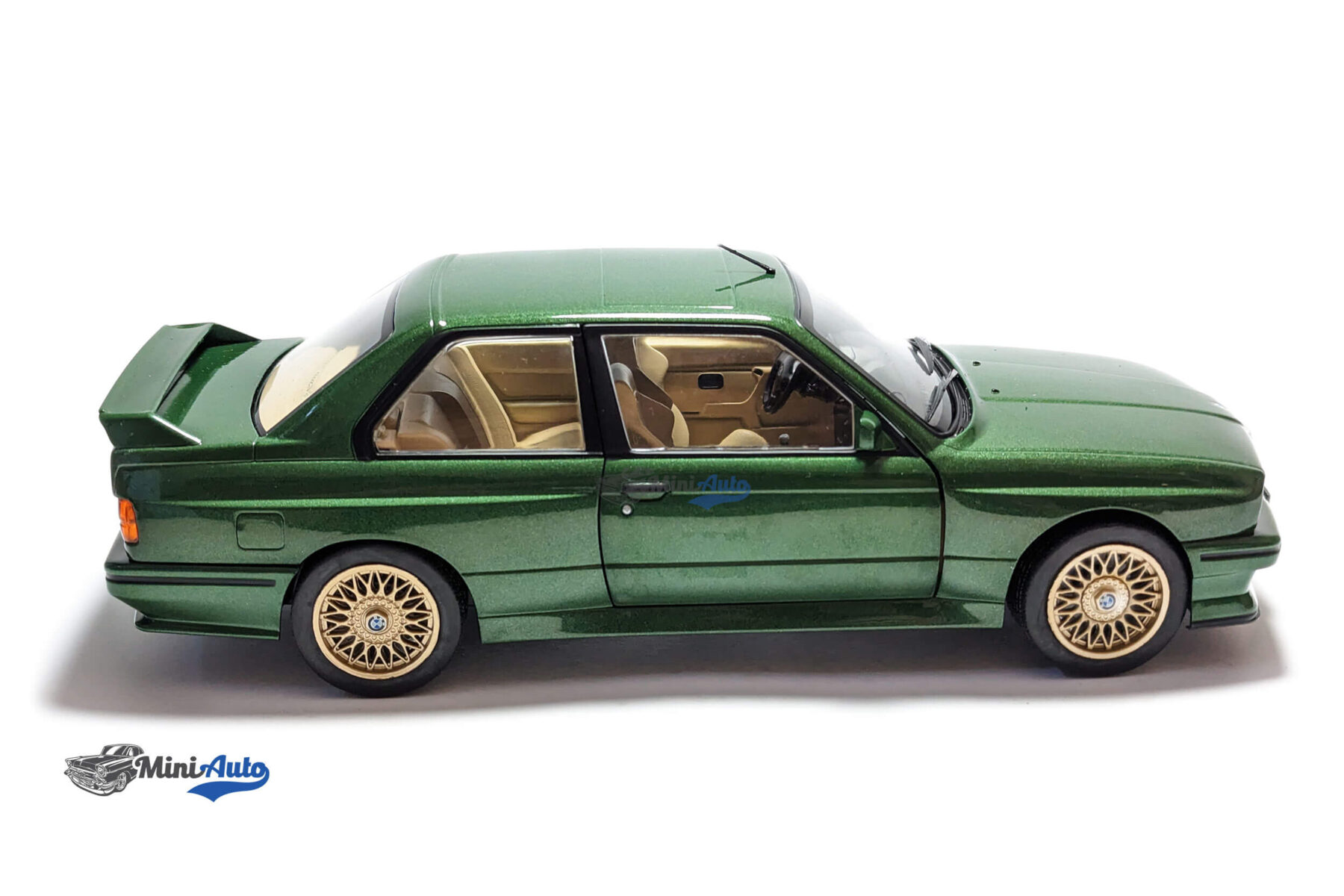 BMW M3 (E30) - 1990 - Green - Image 10