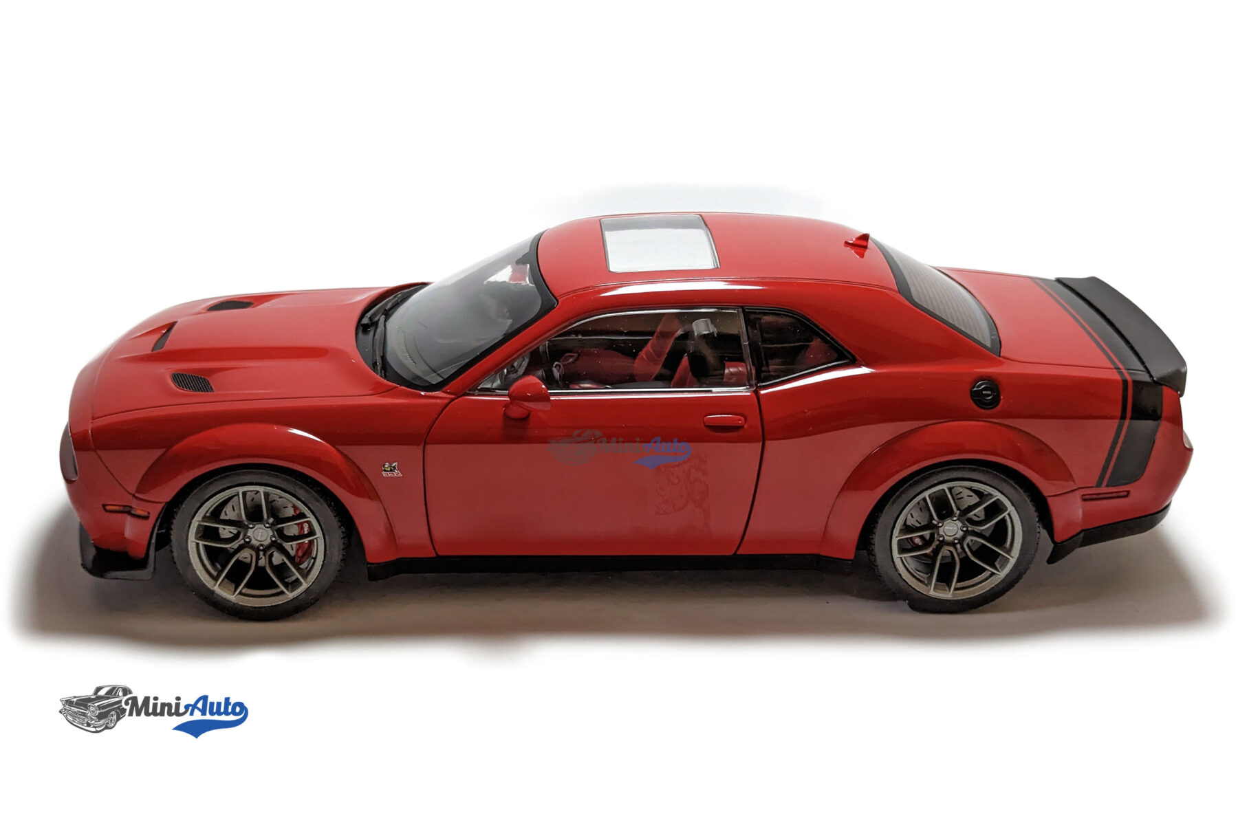 Dodge-Challenger-R-T-Scat-Pack-Widebody---2020---Red_07 Dodge Challenger R/T Scat Pack Widebody - 2020 - Red - Image 7