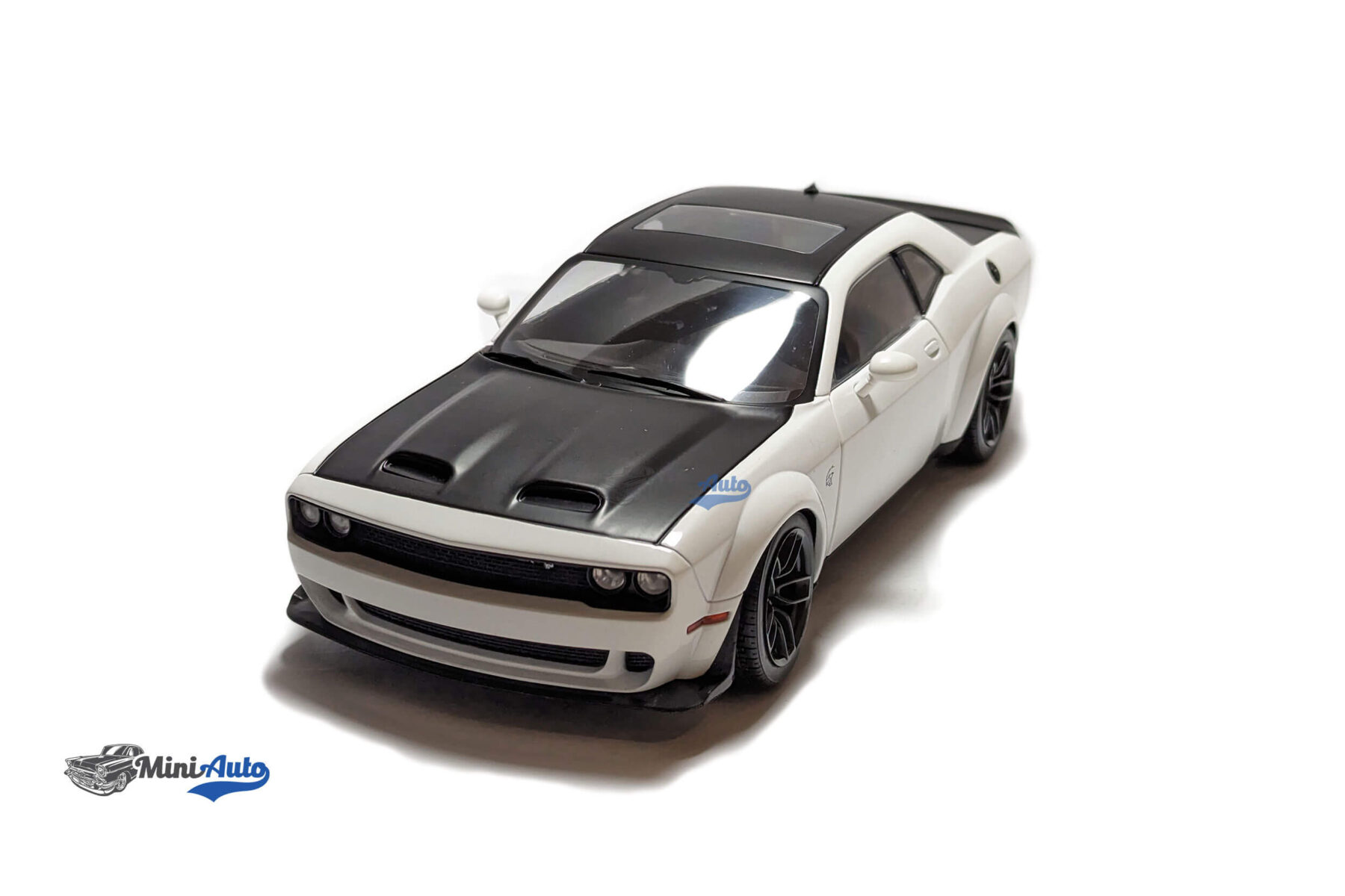 Dodge Challenger SRT Hellcat Redeye Widebody - 2020 - White/Black - Image 6