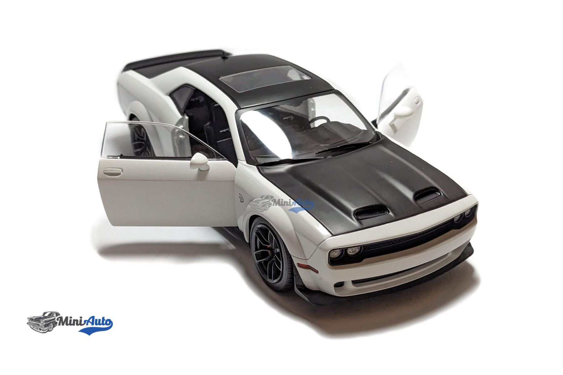 Dodge Challenger SRT Hellcat Redeye Widebody - 2020 - White/Black - Image 3