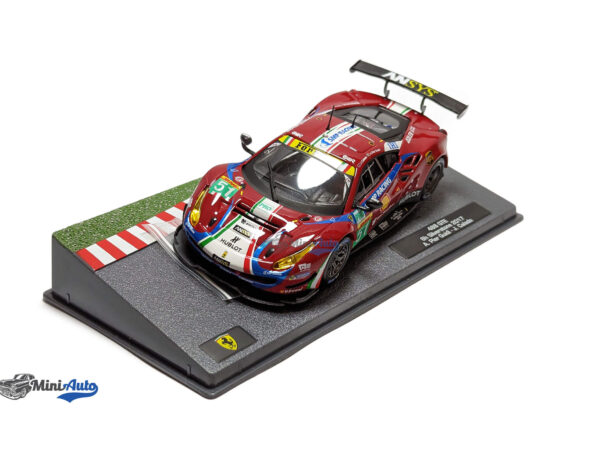 Ferrari 488 GTE #51 6h Silverstone Calado, Pier Guidi - 2017 - Red