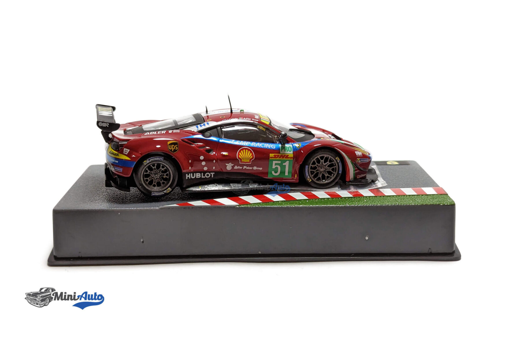Ferrari-488-GTE-#51-6h-Silverstone-Calado,-Pier-Guidi---2017---Red_3 Ferrari 488 GTE #51 6h Silverstone Calado, Pier Guidi - 2017 - Red - Image 2
