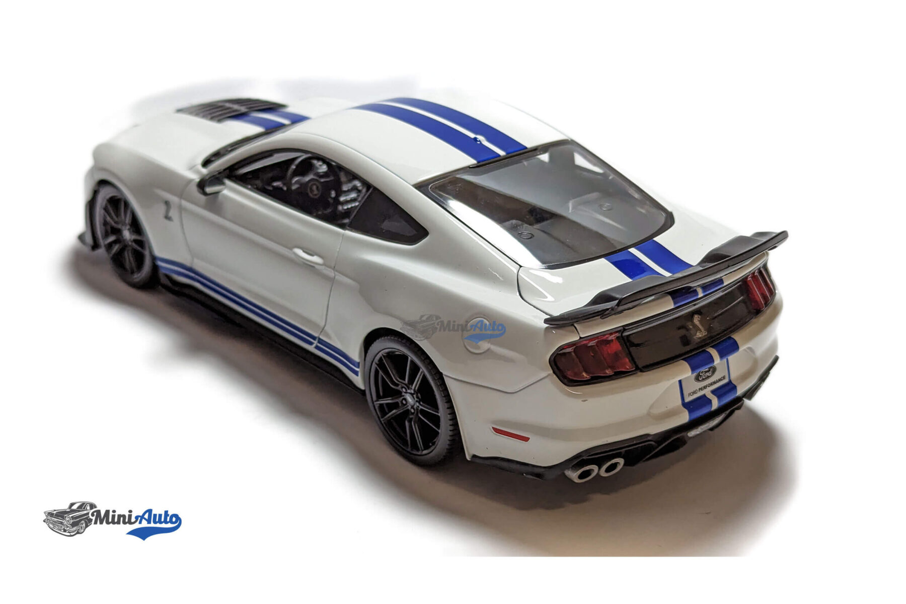 Ford Shelby Mustang GT500 - 2020 - White/Blue - Image 6