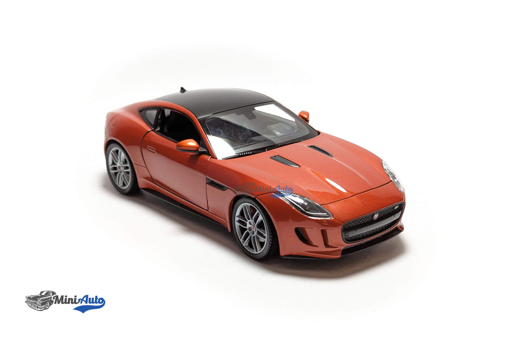 Jaguar F-Type Coupe - 2014 - Brown - Image 10