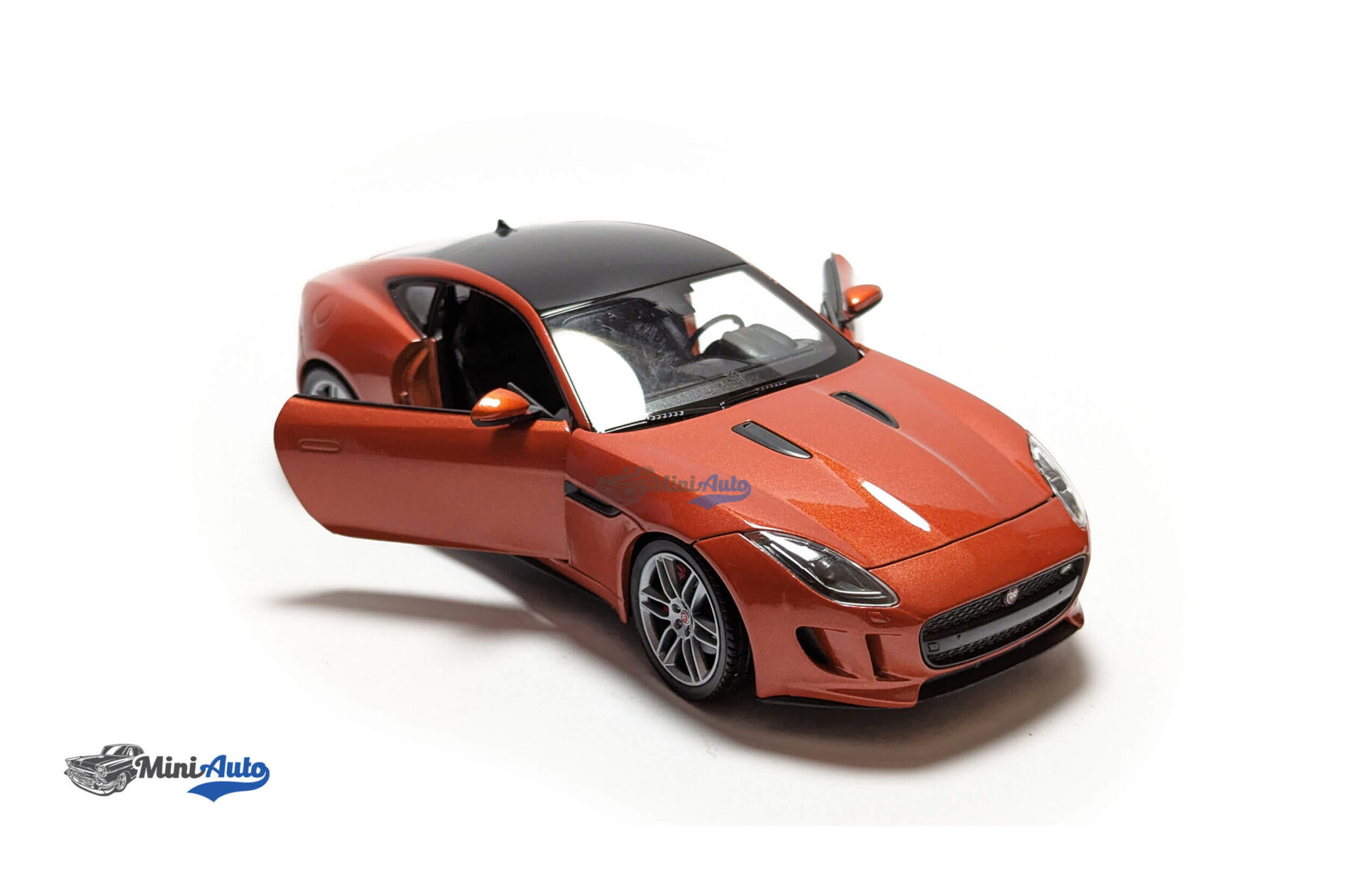 Jaguar F-Type Coupe - 2014 - Brown - Image 5