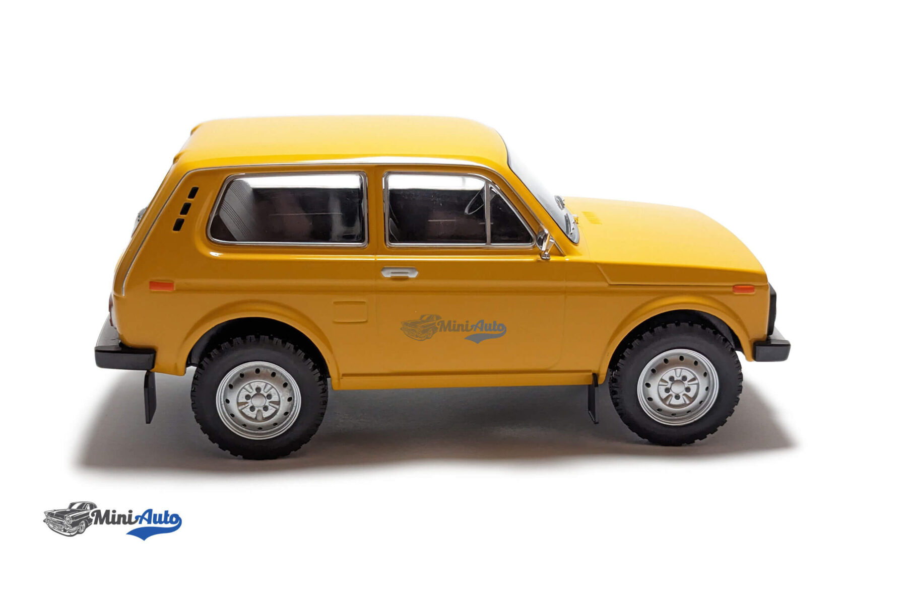 Lada Niva - 1976 - Yellow - Image 4