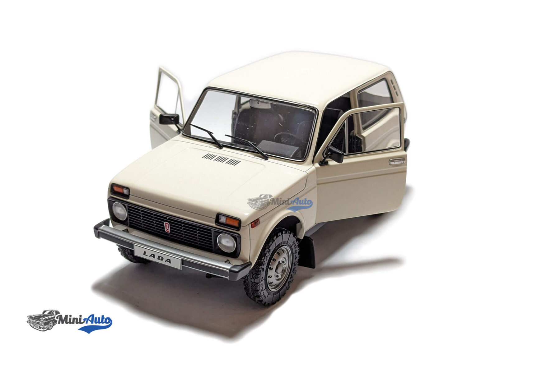 Lada Niva - 1980 - White - Image 2