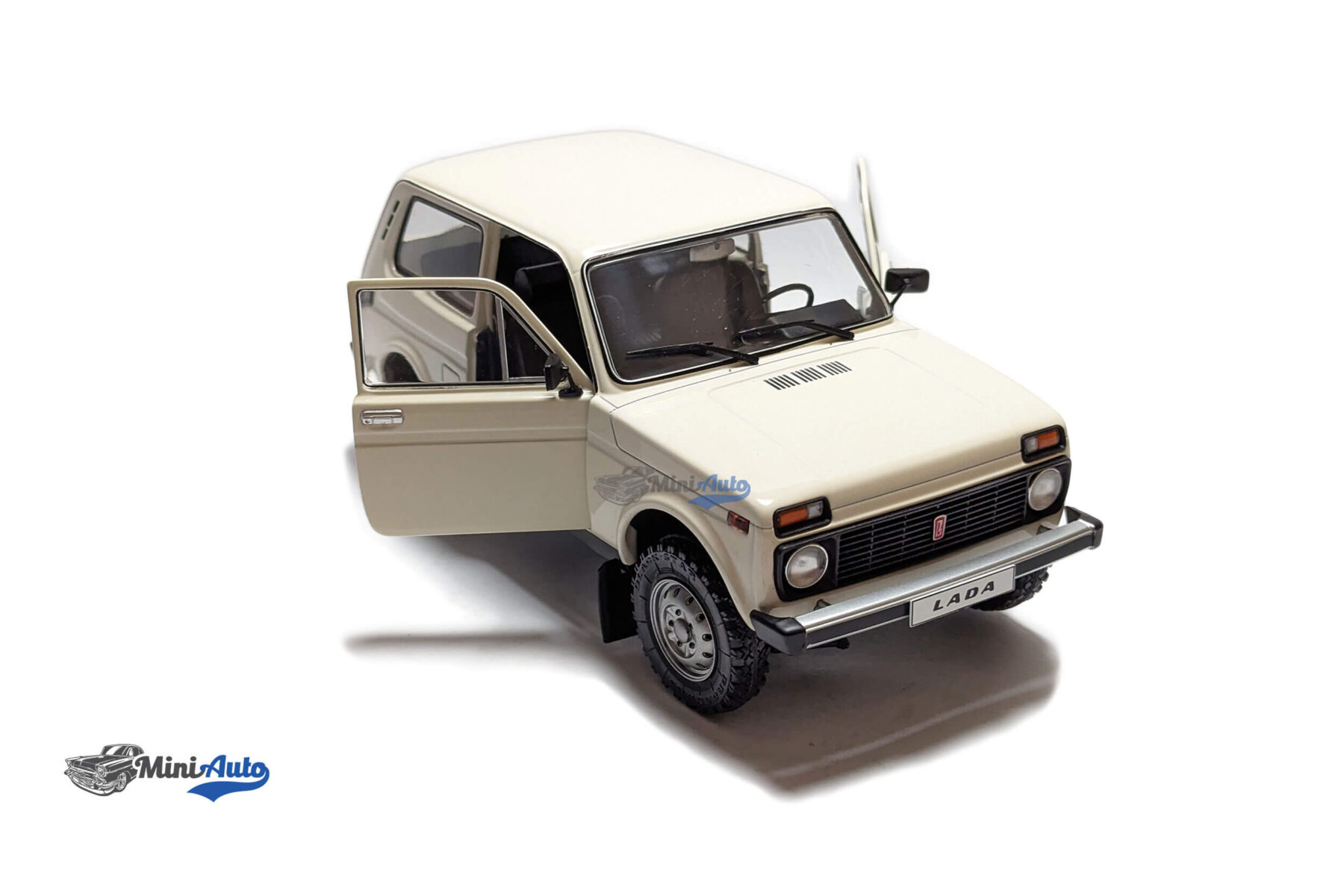 Lada Niva - 1980 - White - Image 5