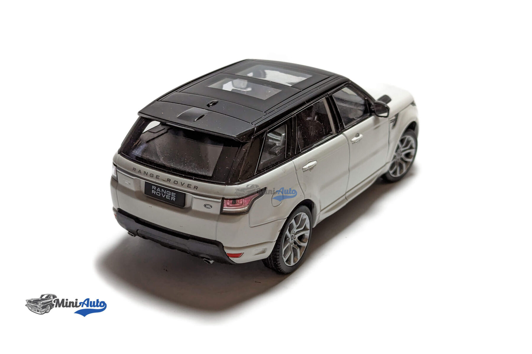 Land Rover Range Rover Sport - 2013 - White - Image 6