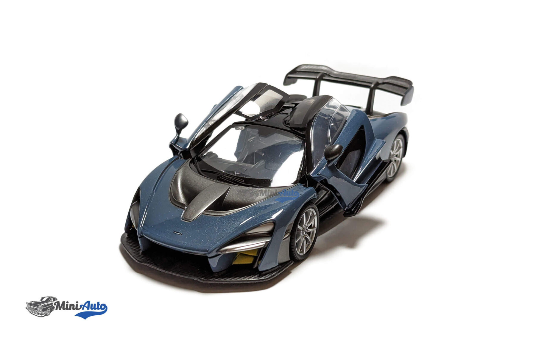 McLaren Senna - 2019 - Blue/Black - Image 2