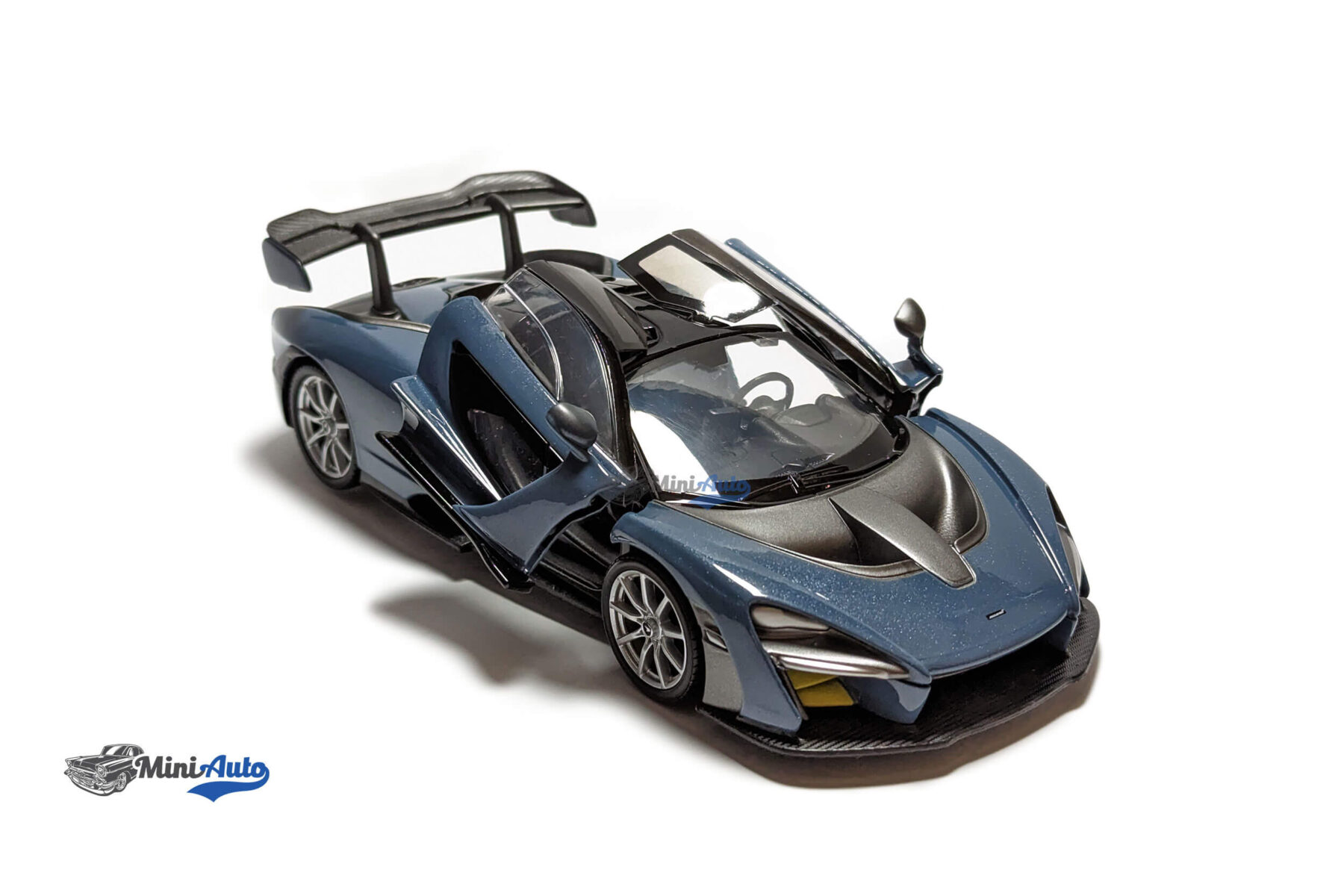 McLaren Senna - 2019 - Blue/Black - Image 3