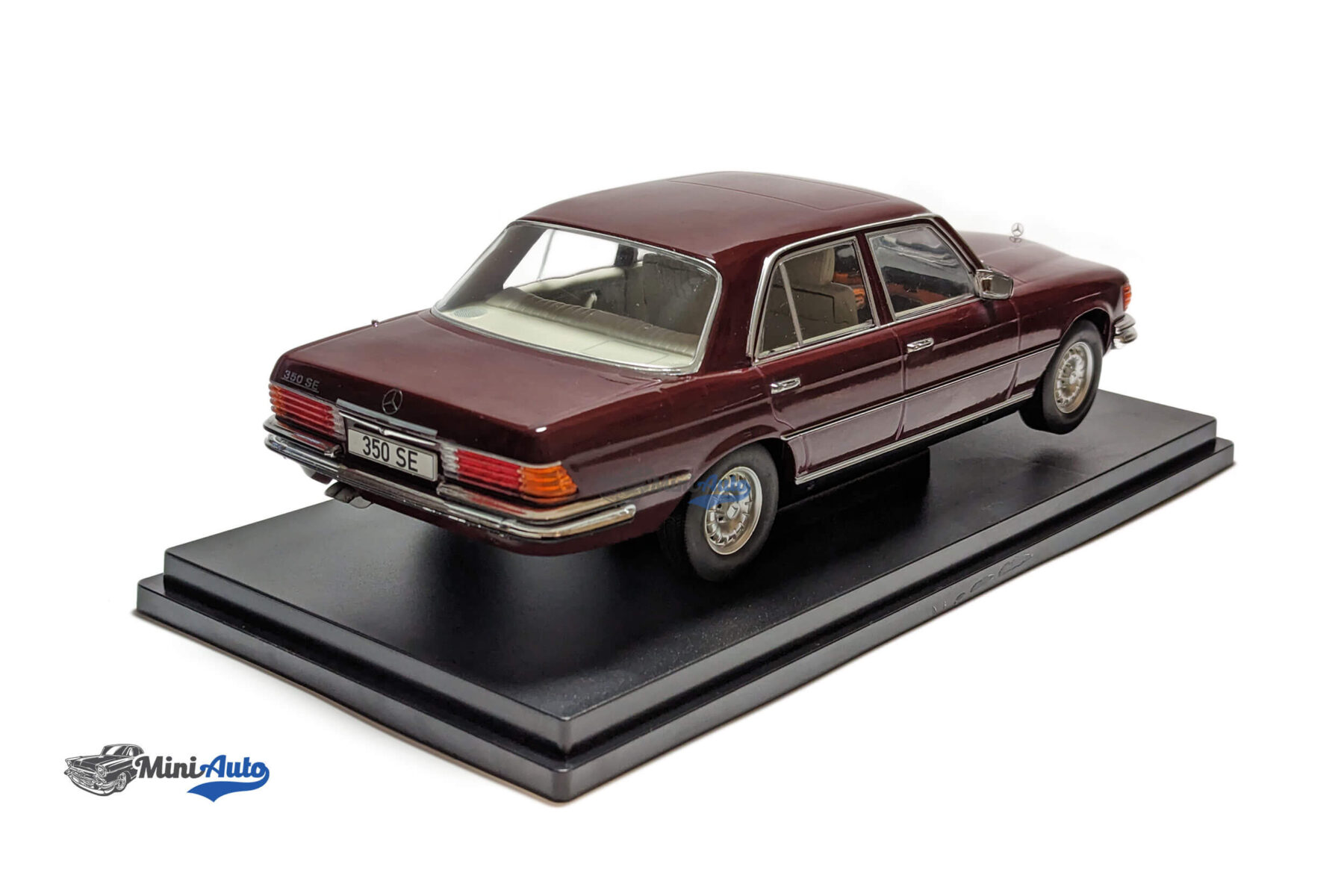 Mercedes-Benz-350-SE-(W116)---1972---Dark-Red_5 Mercedes-Benz 350 SE (W116) - 1972 - Dark Red - Image 4