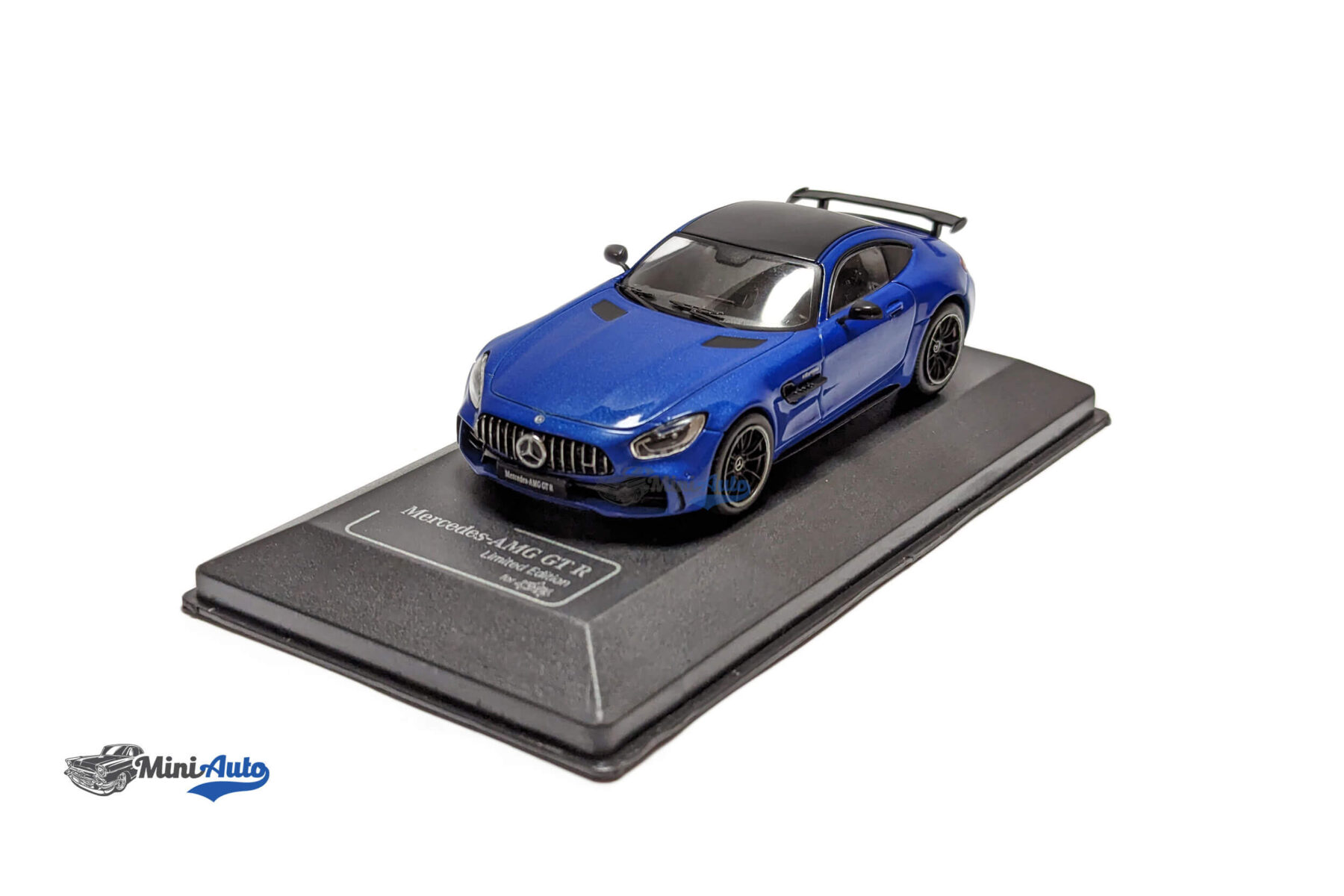 Mercedes-Benz AMG GT R Coupe Plain Body - 2018 - Blue - Image 3