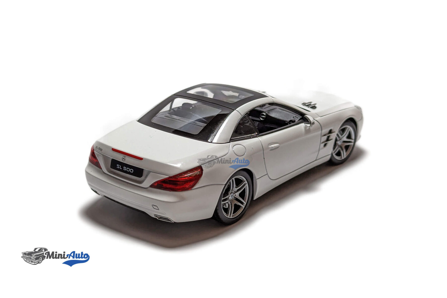 Mercedes-Benz SL 500 - 2012 - White - Image 10