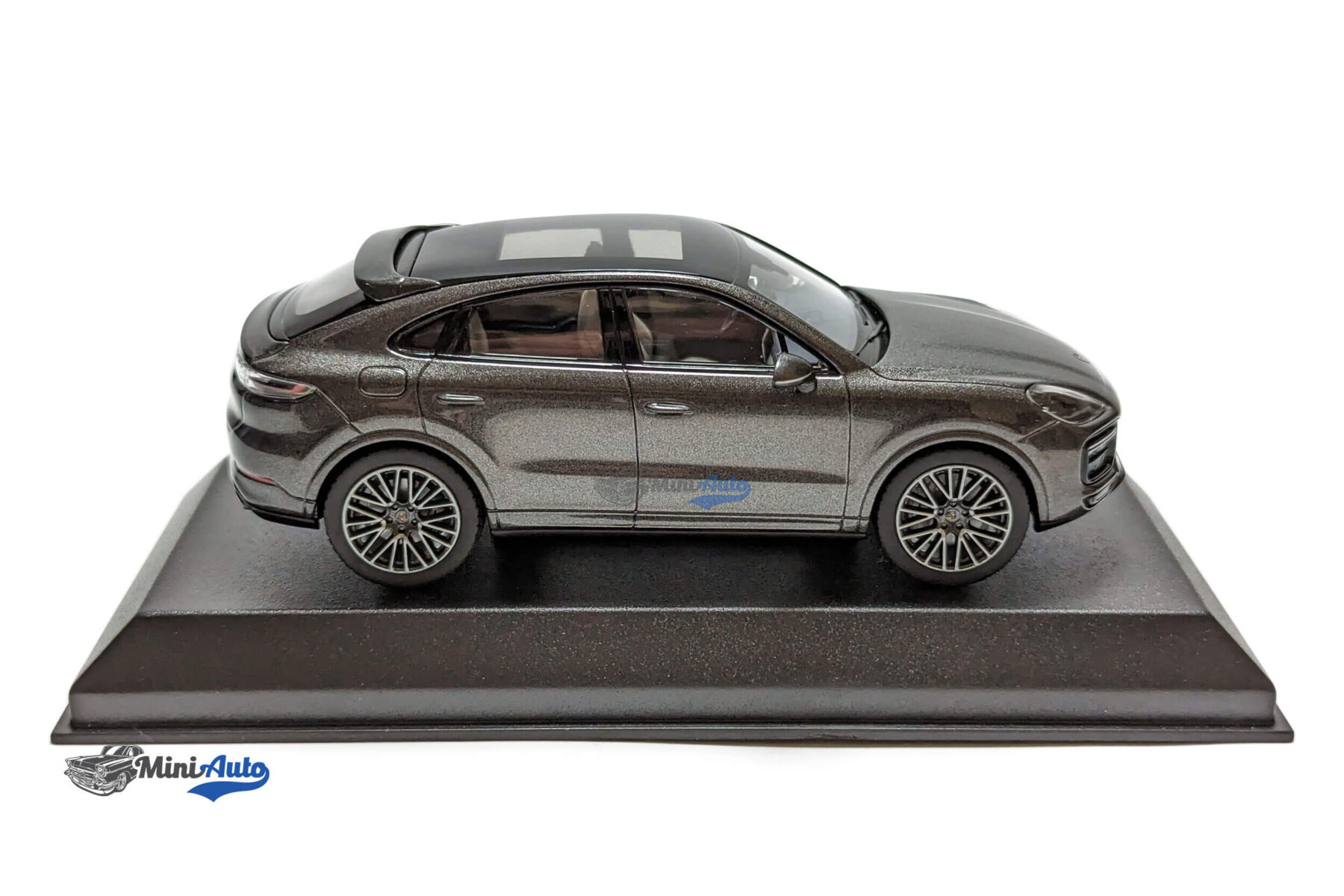 Porsche-Cayenne-Turbo-Coupe-Special-Edition---2019---Dark-Grey_3 Porsche Cayenne Turbo Coupe Special Edition - 2019 - Dark Grey - Image 2