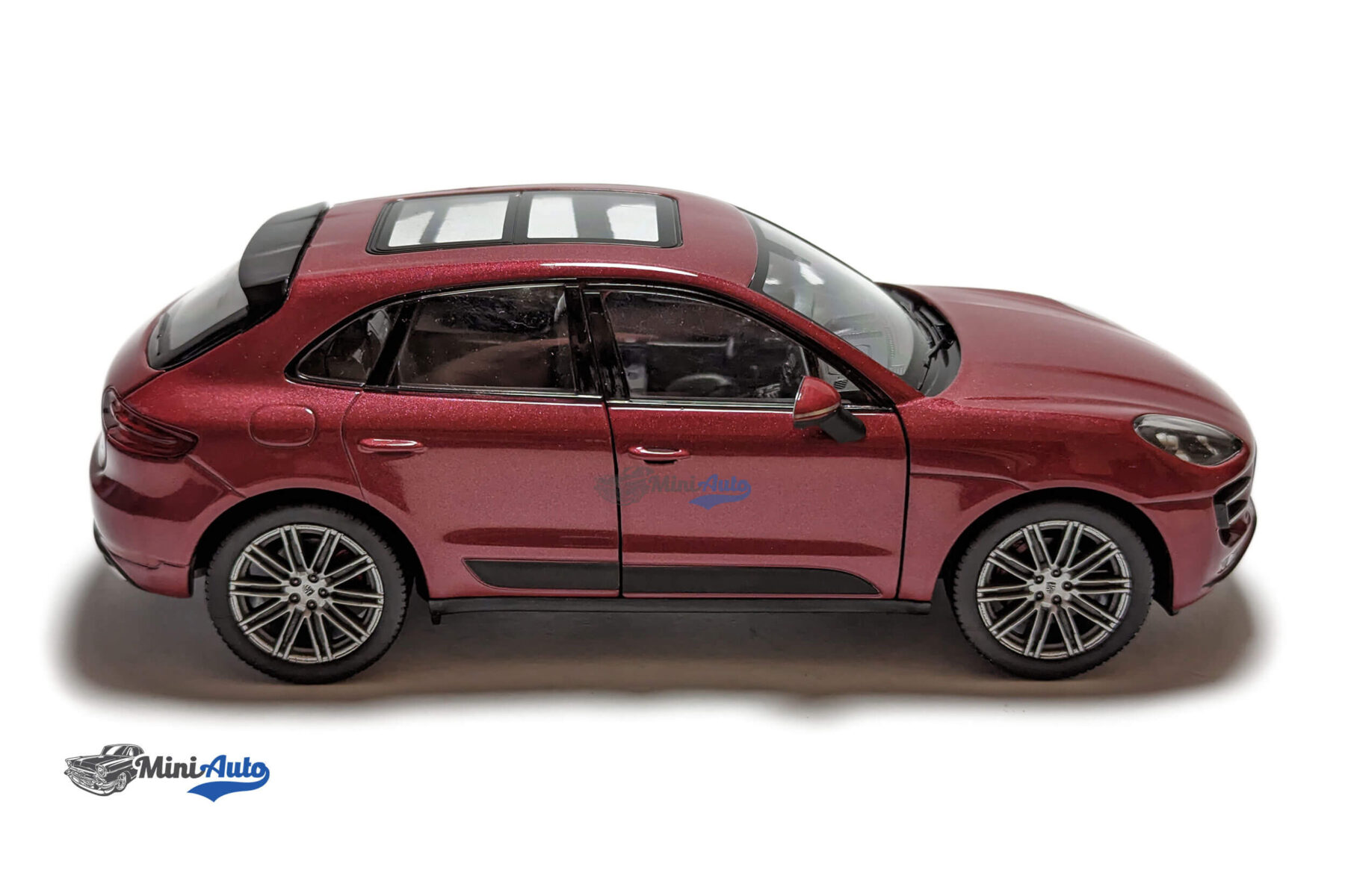 Porsche Macan Turbo - 2016 - Red - Image 7