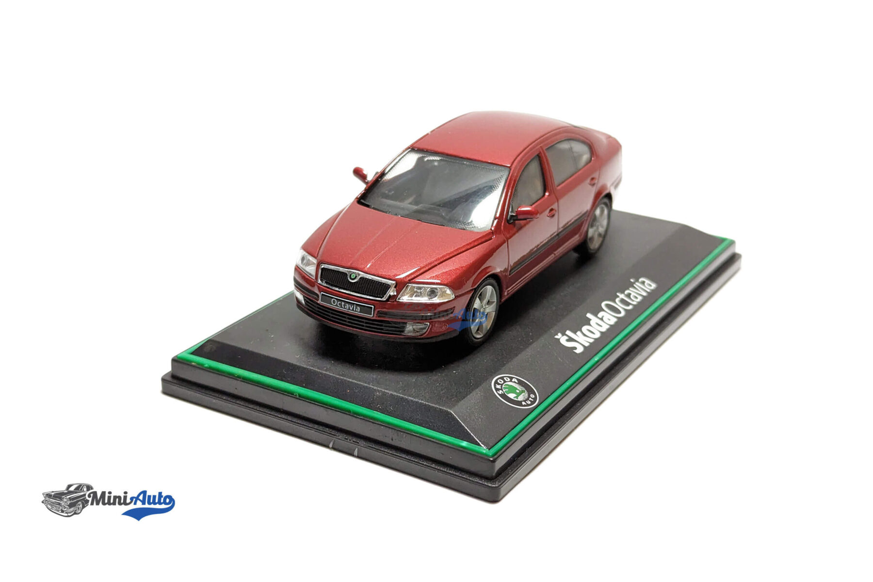 Skoda Octavia - 2004 - Red - Image 3