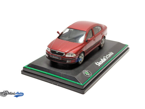 Skoda Octavia - 2004 - Red