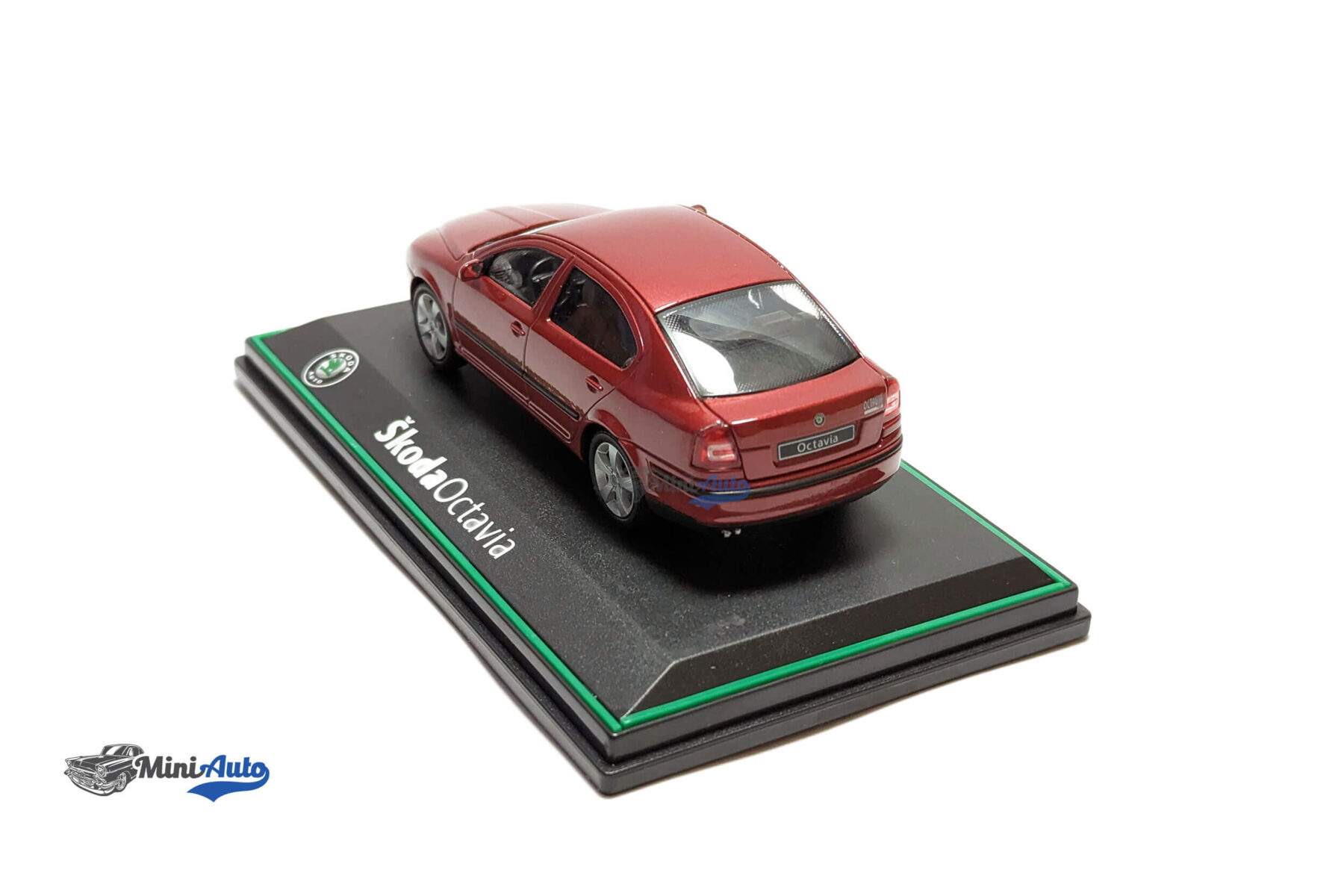 Skoda Octavia - 2004 - Red - Image 6