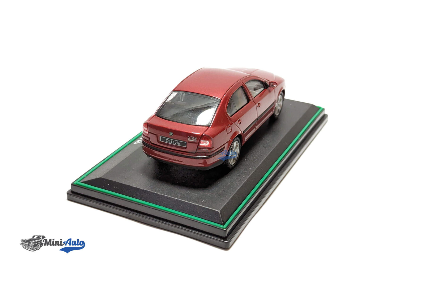 Skoda Octavia - 2004 - Red - Image 7