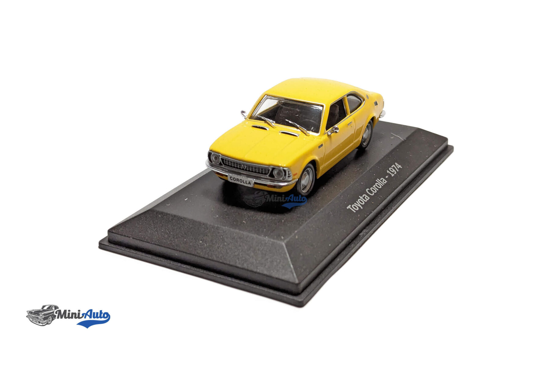 Toyota Corolla - 1974 - Yellow - Image 3