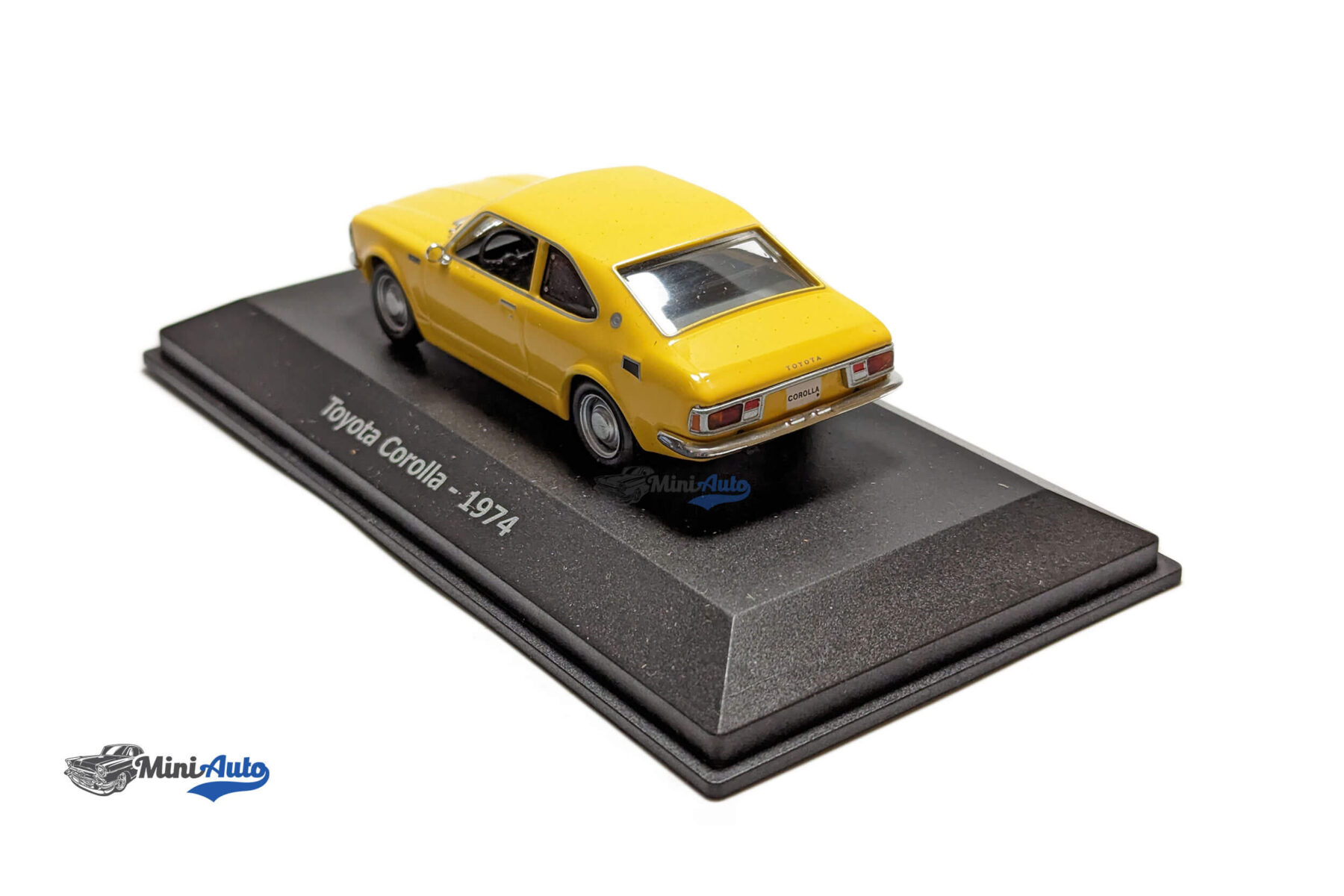 Toyota Corolla - 1974 - Yellow - Image 6