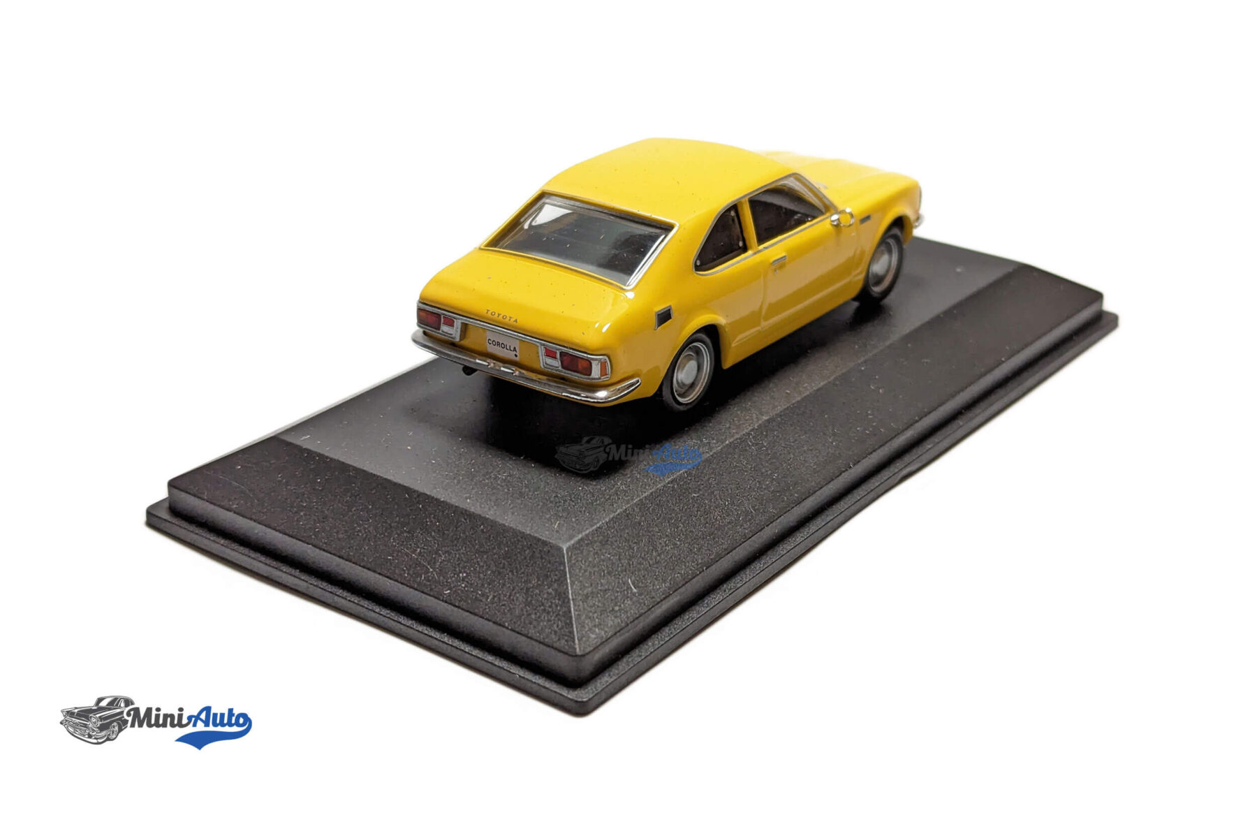 Toyota Corolla - 1974 - Yellow - Image 7