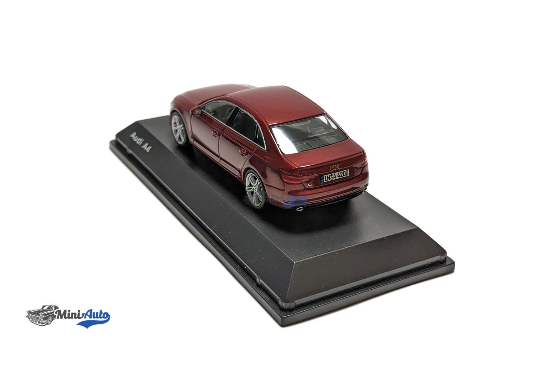 Audi A4 Matador - 2015 - Red - Image 6