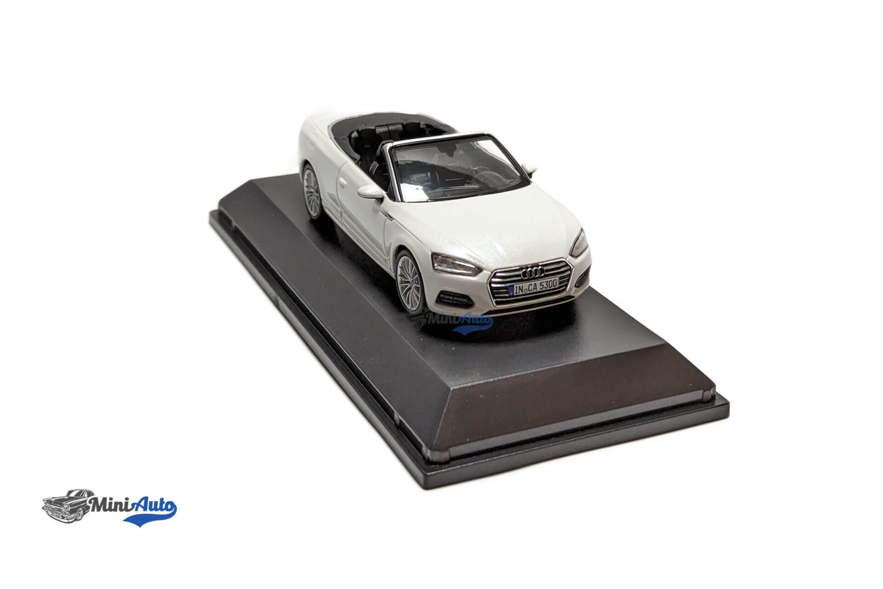 Audi-A5-Cabriolet---2017---White_2 Audi A5 Cabriolet - 2017 - White - Image 4