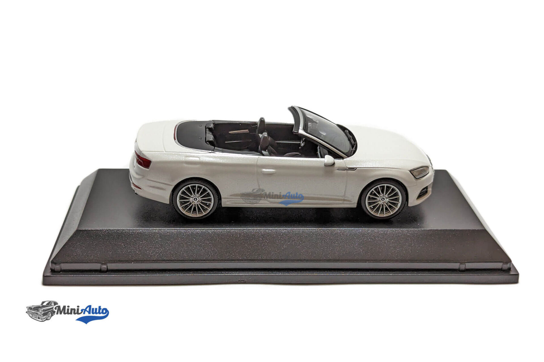 Audi-A5-Cabriolet---2017---White_3 Audi A5 Cabriolet - 2017 - White - Image 5