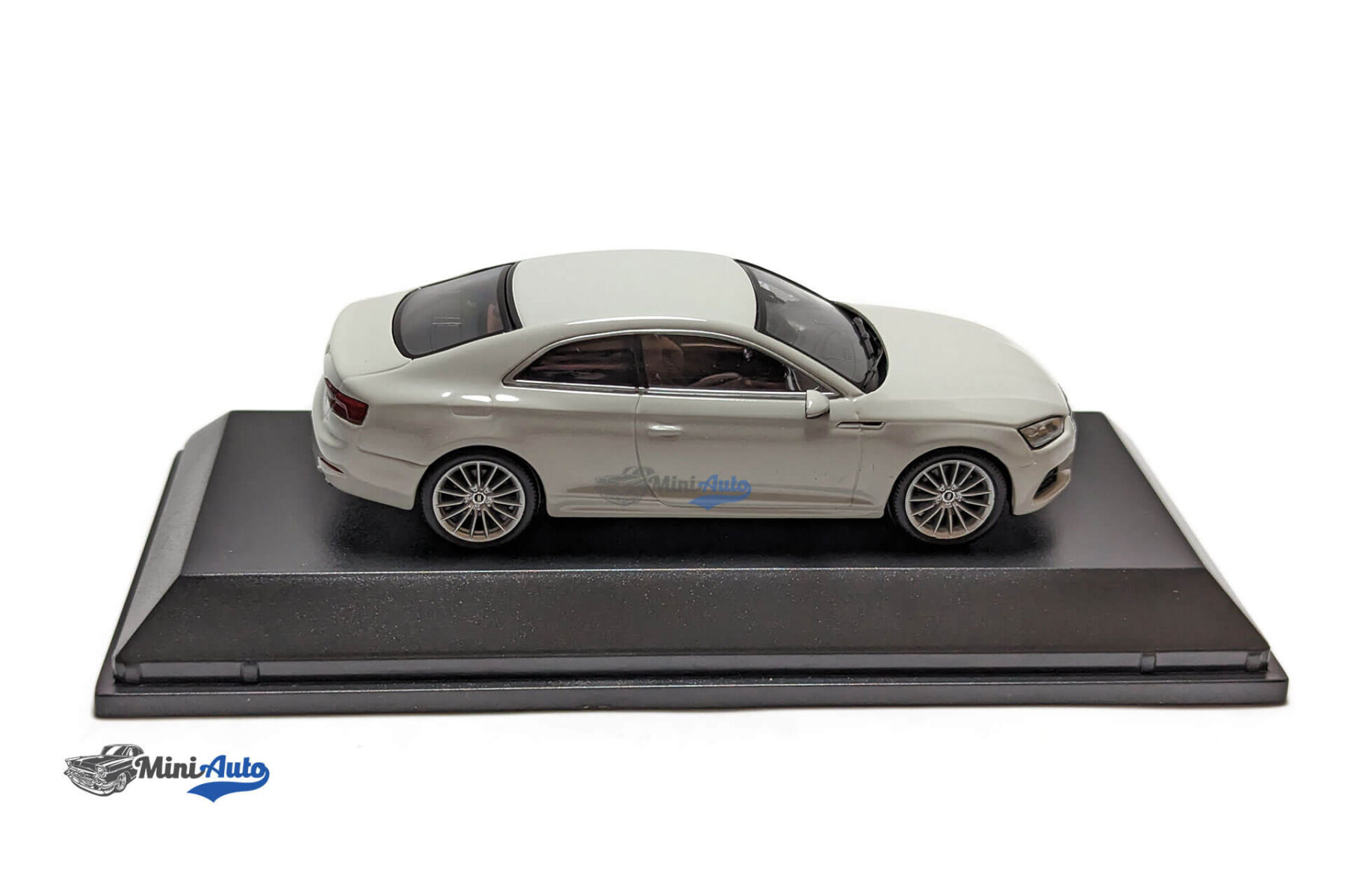 Audi A5 Coupe - 2015 - White - Image 5