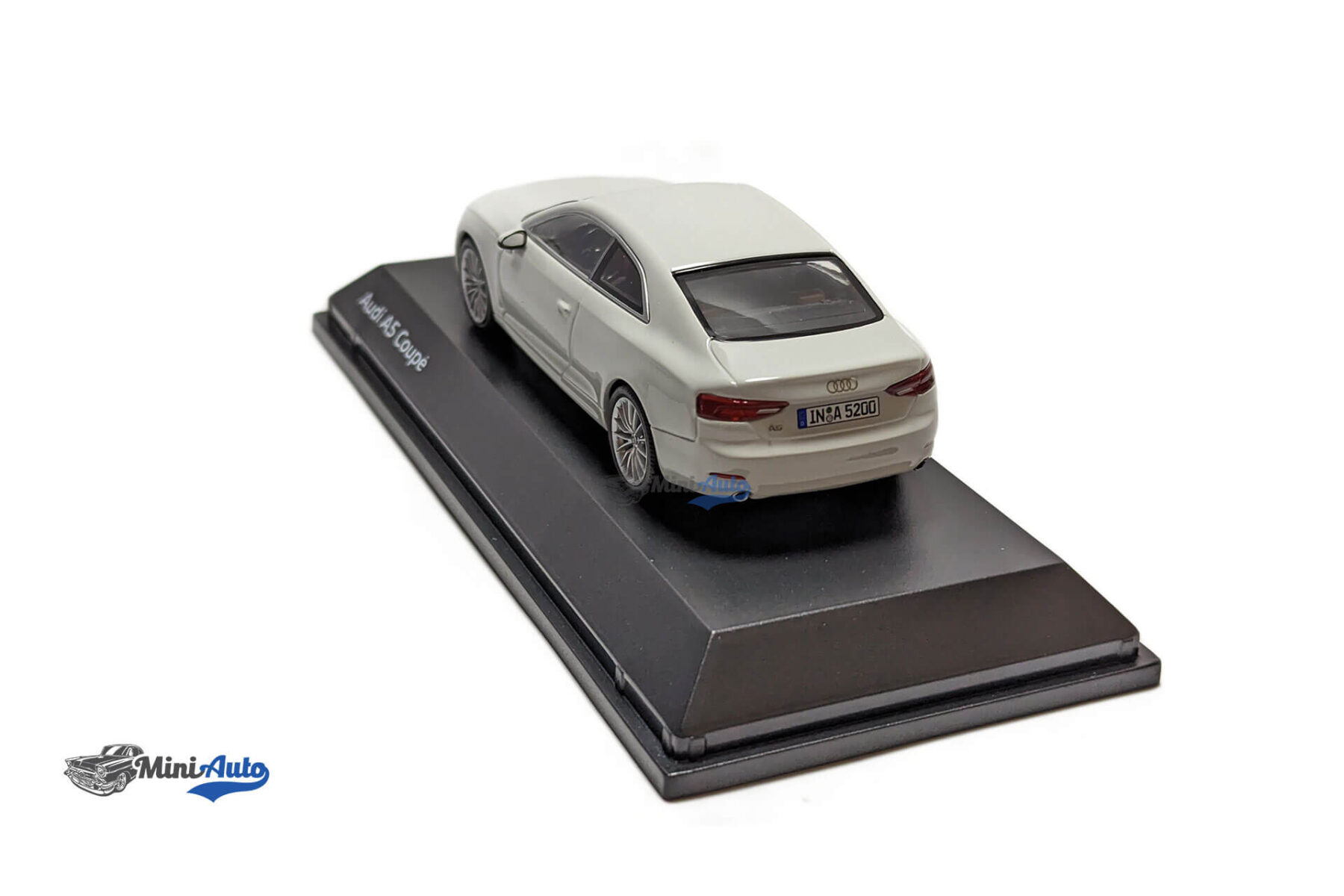 Audi A5 Coupe - 2015 - White - Image 6