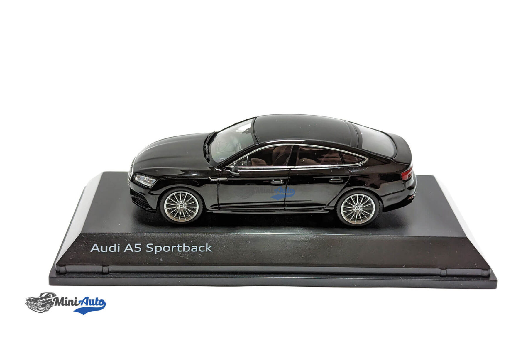 Audi A5 Sportback - 2017 - Black - Image 2