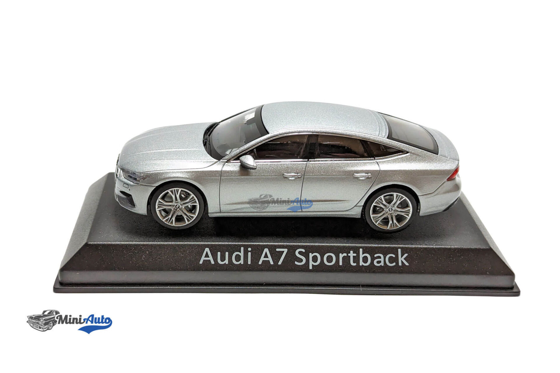 Audi A7 Sportback - 2019 - Silver - Image 2