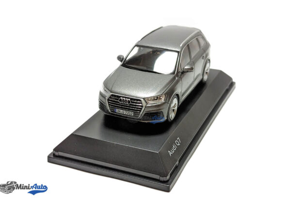 Audi Q7 - 2015 - Dark Grey