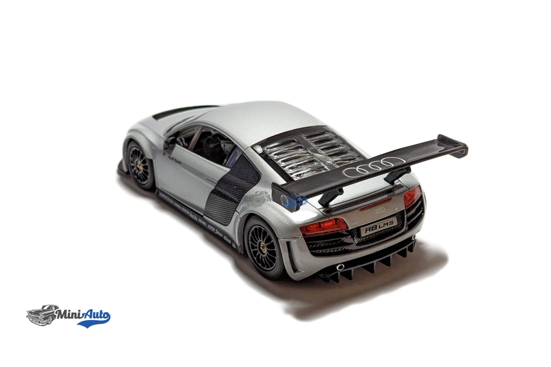 Audi R8 LMS - 2014 - Silver - Image 7