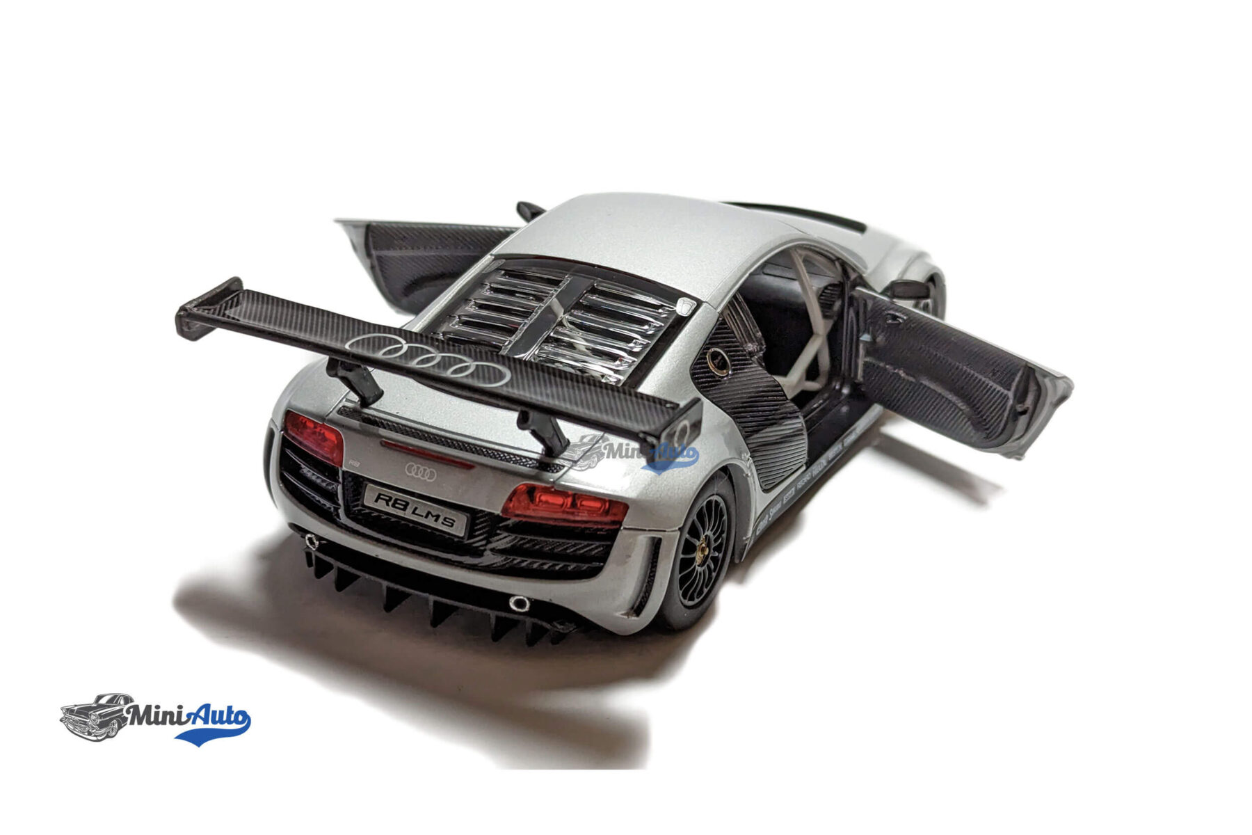 Audi R8 LMS - 2014 - Silver - Image 5