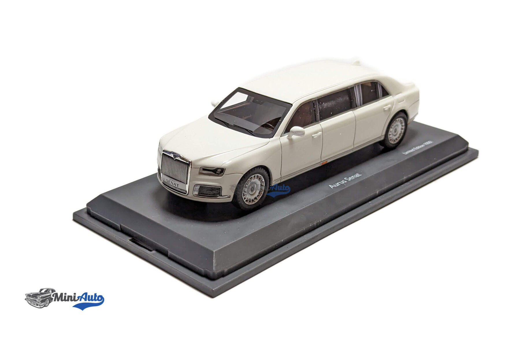 Aurus Senat State Limousine - 2018 - White - Image 3