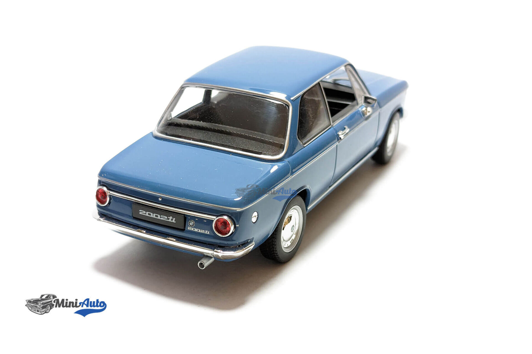 BMW 2002ti - 1966 - Blue - Image 9