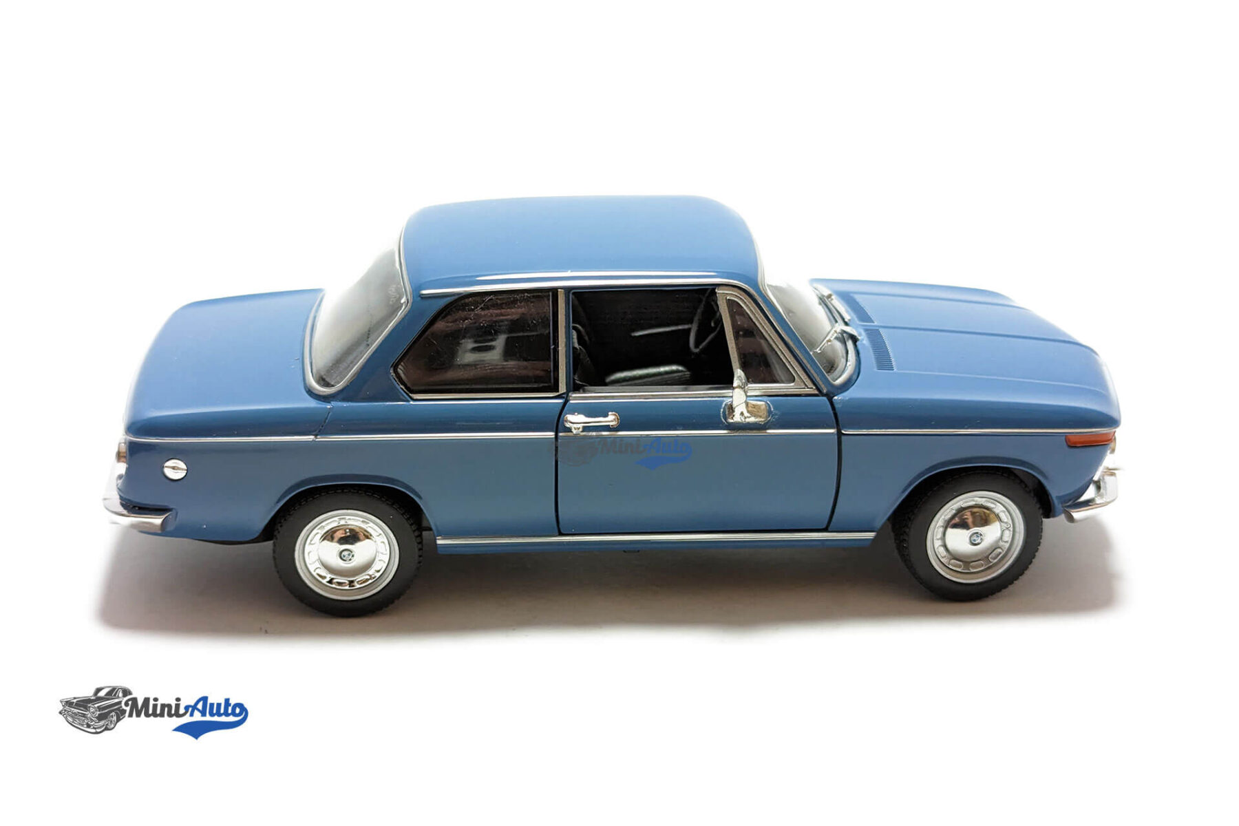 BMW 2002ti - 1966 - Blue - Image 6