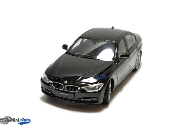 BMW 335i (F30) - 2012 - Black