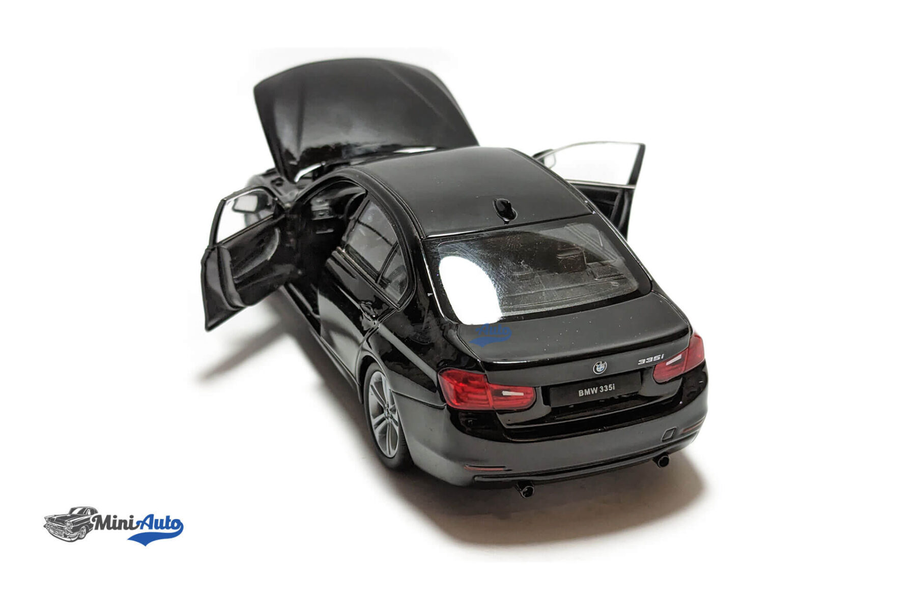 BMW 335i (F30) - 2012 - Black - Image 4