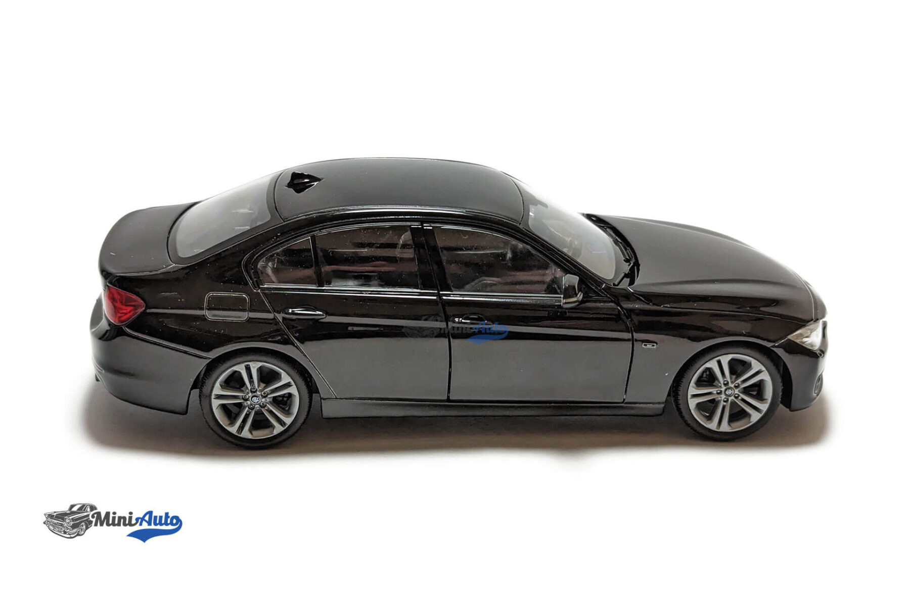 BMW 335i (F30) - 2012 - Black - Image 8