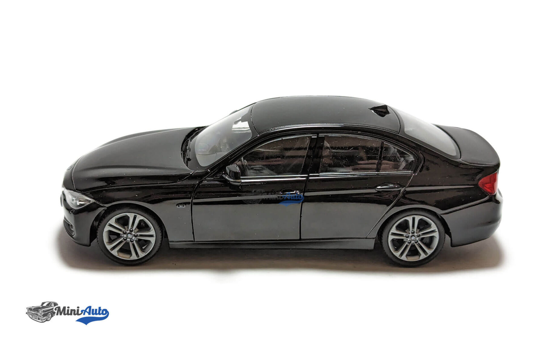 BMW 335i (F30) - 2012 - Black - Image 9