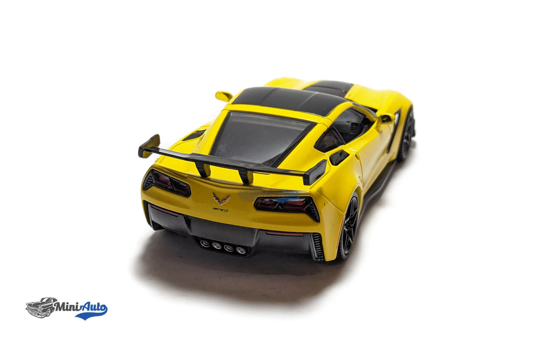 Chevrolet Corvette ZR1 - 2019 - Yellow - Image 11
